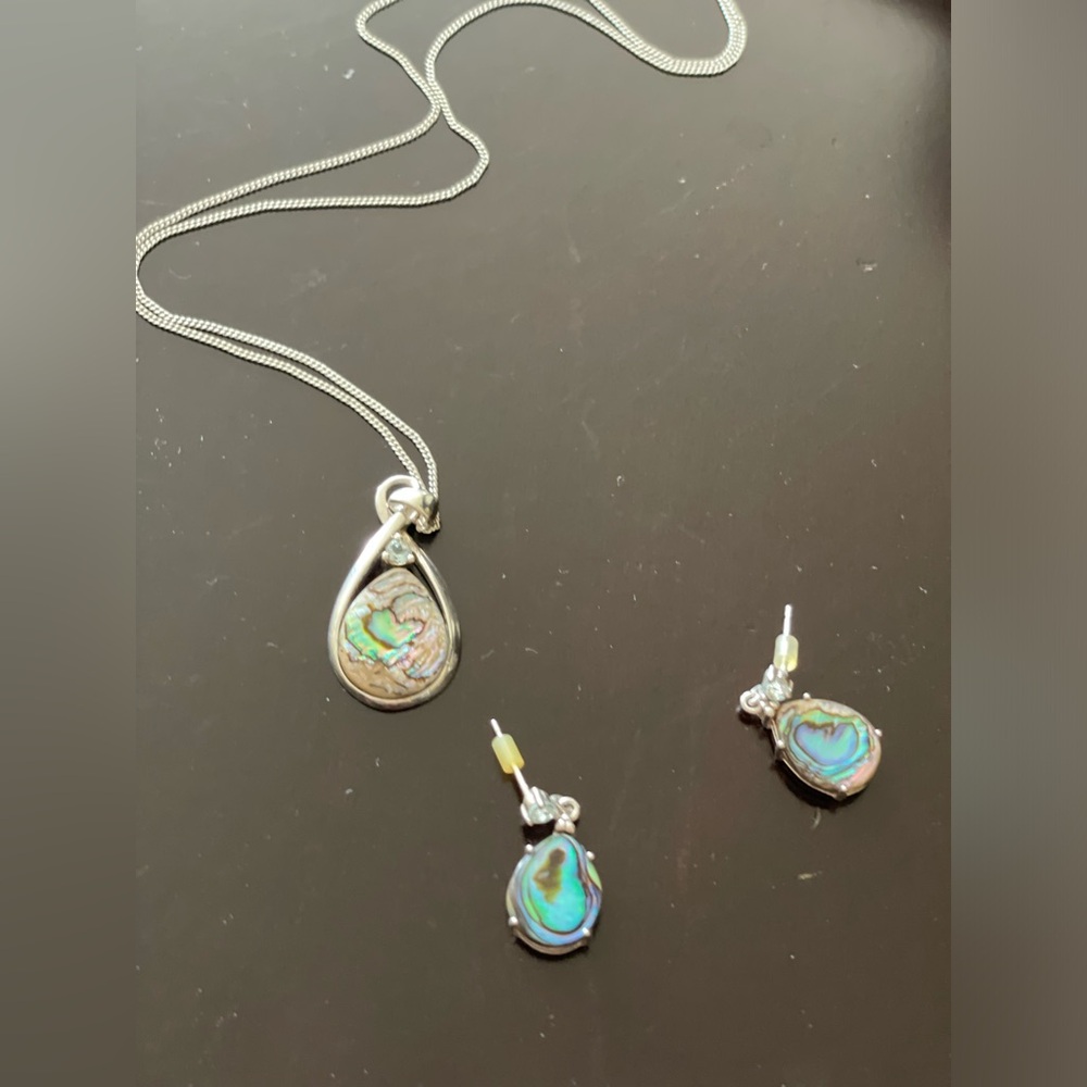 Abalone Infinity Pendant and Earrings Set